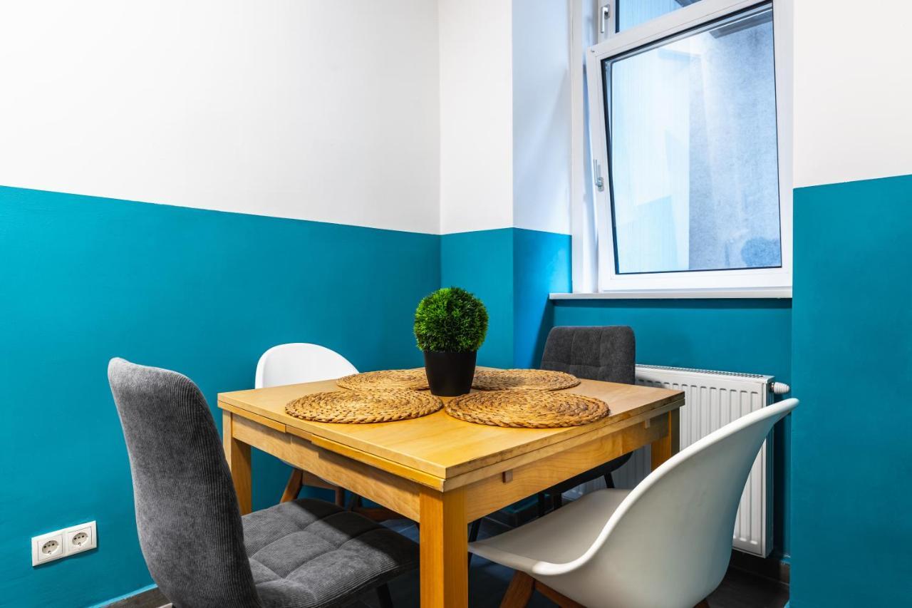 Stylish Designed Apartment In A Calm District Вена Экстерьер фото