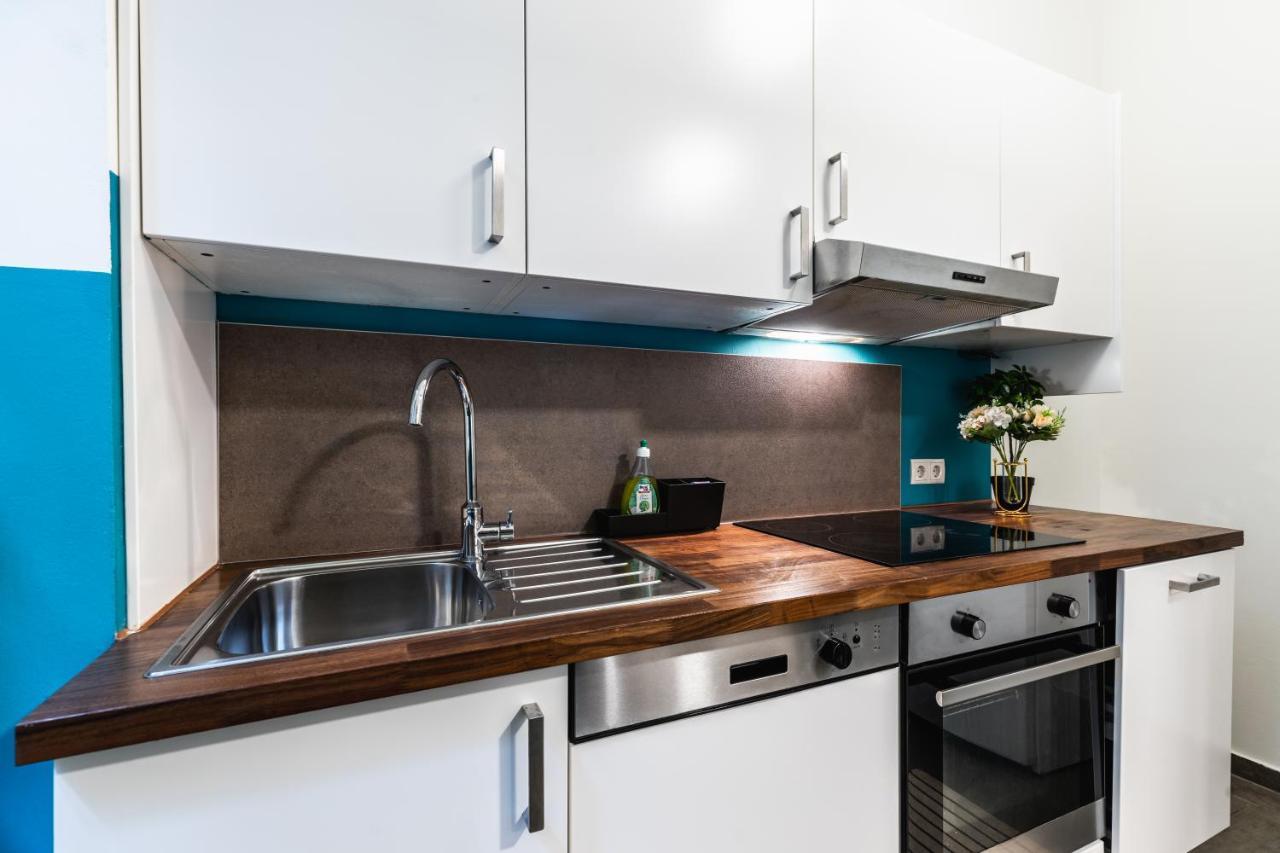 Stylish Designed Apartment In A Calm District Вена Экстерьер фото